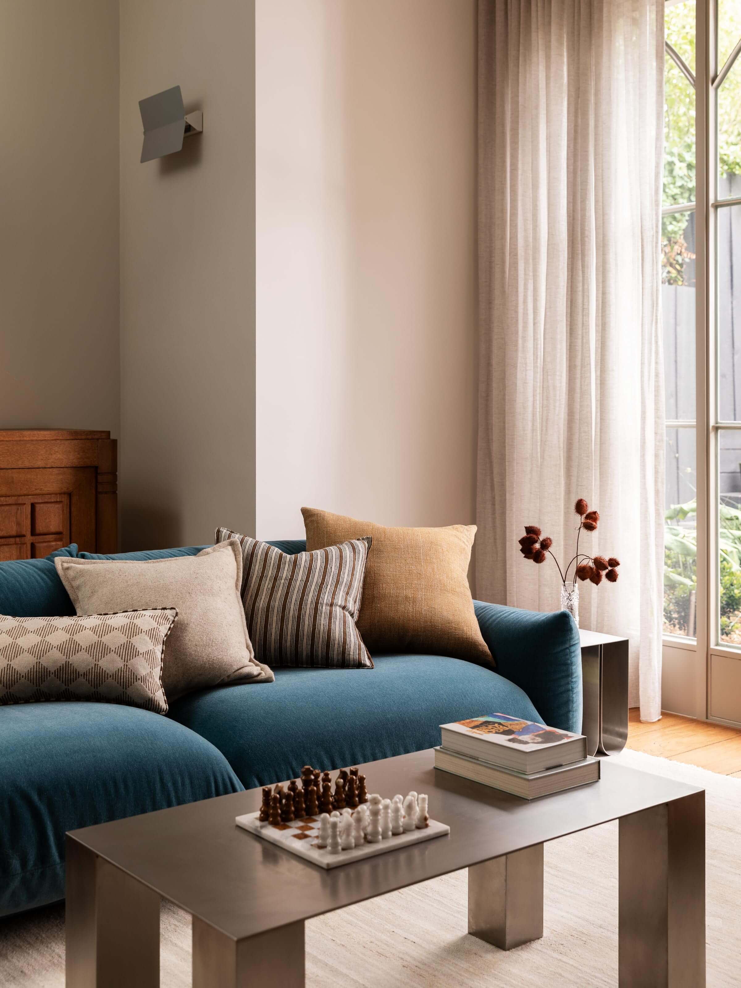 The Ultimate Guide to Cushion Styling