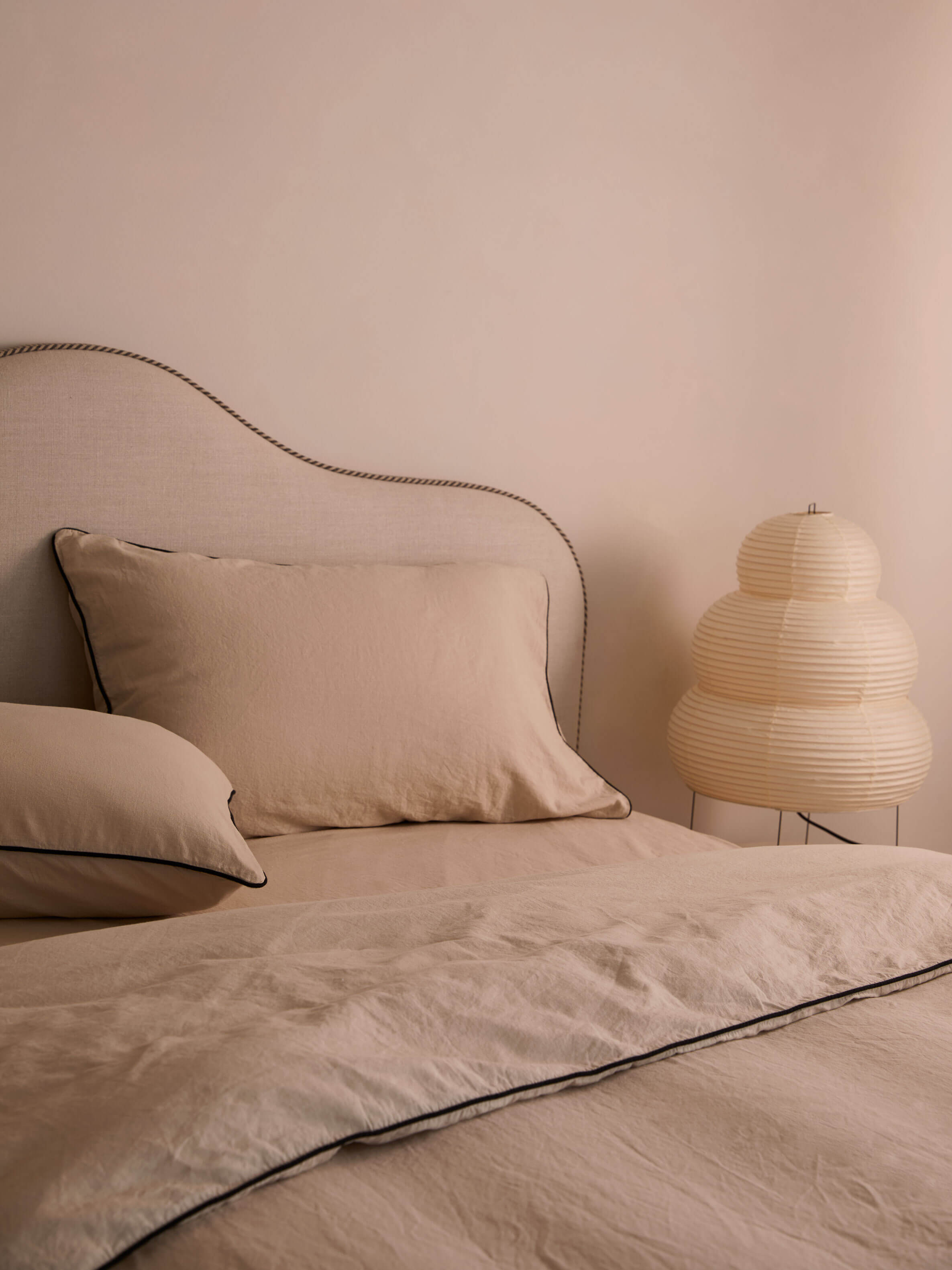 Avenue Oatmeal Piped Linen & Cotton Duvet Cover Set