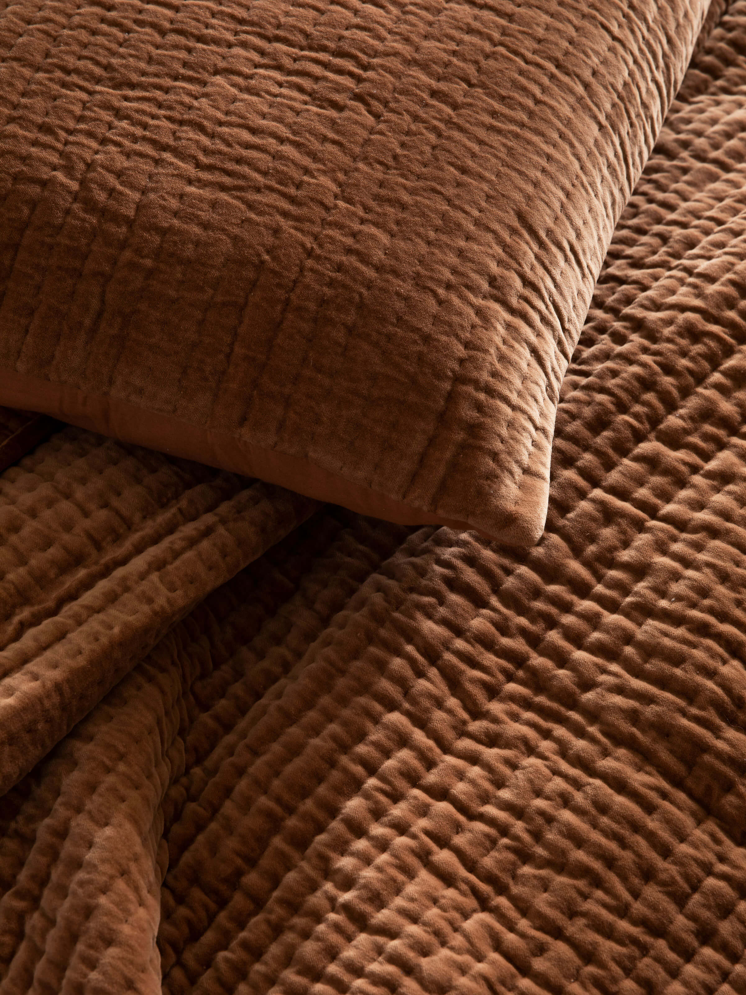Cino Caramel Cotton Velvet Quilt