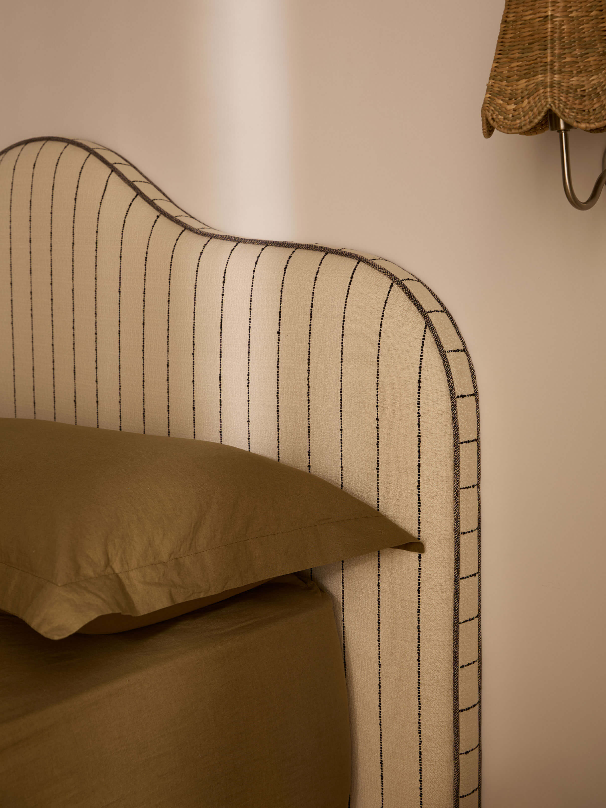 Avenue Khaki Linen & Cotton Pillowcases