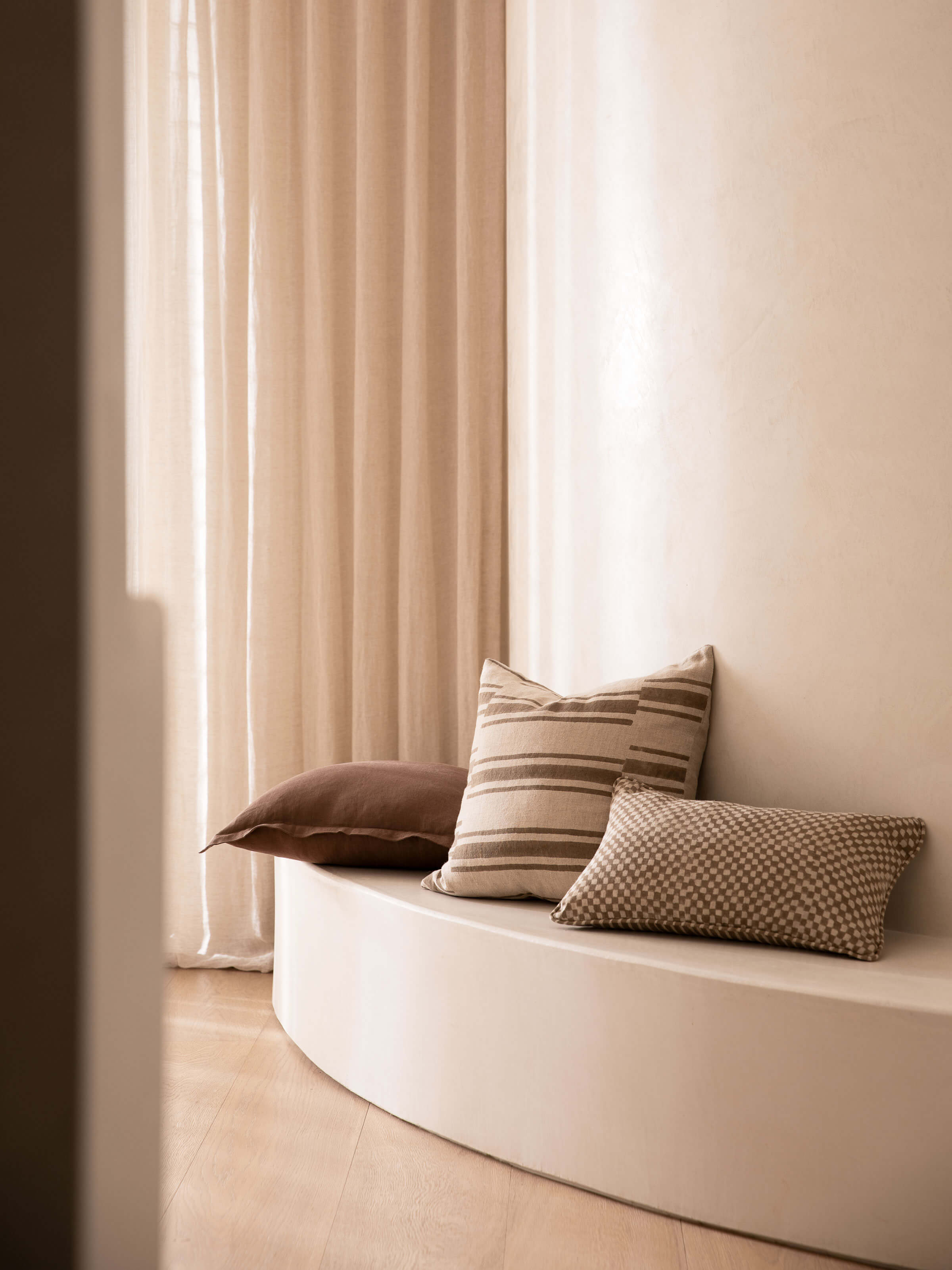 Echo Rye Pure Linen Cushion