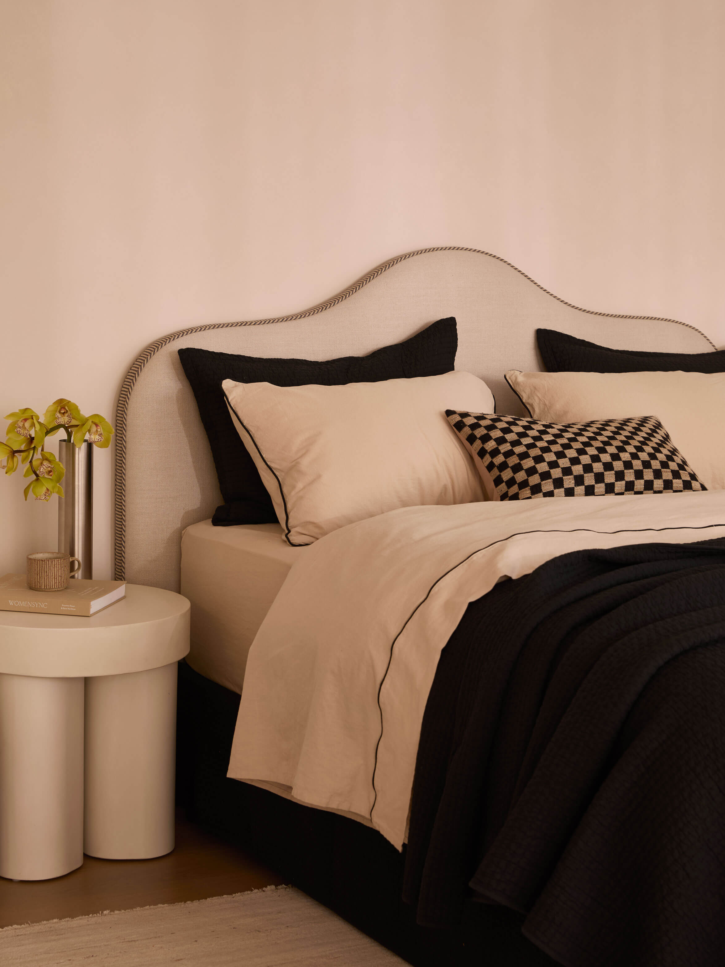 Avenue Oatmeal Piped Linen & Cotton Sheet Set