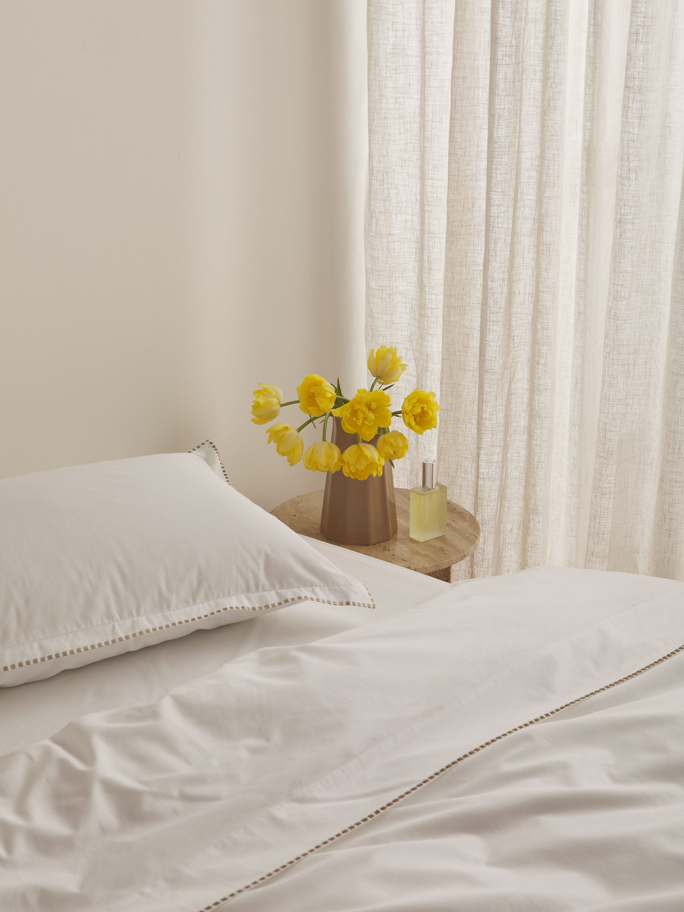 Florian Pear Egyptian Cotton Pillowcases