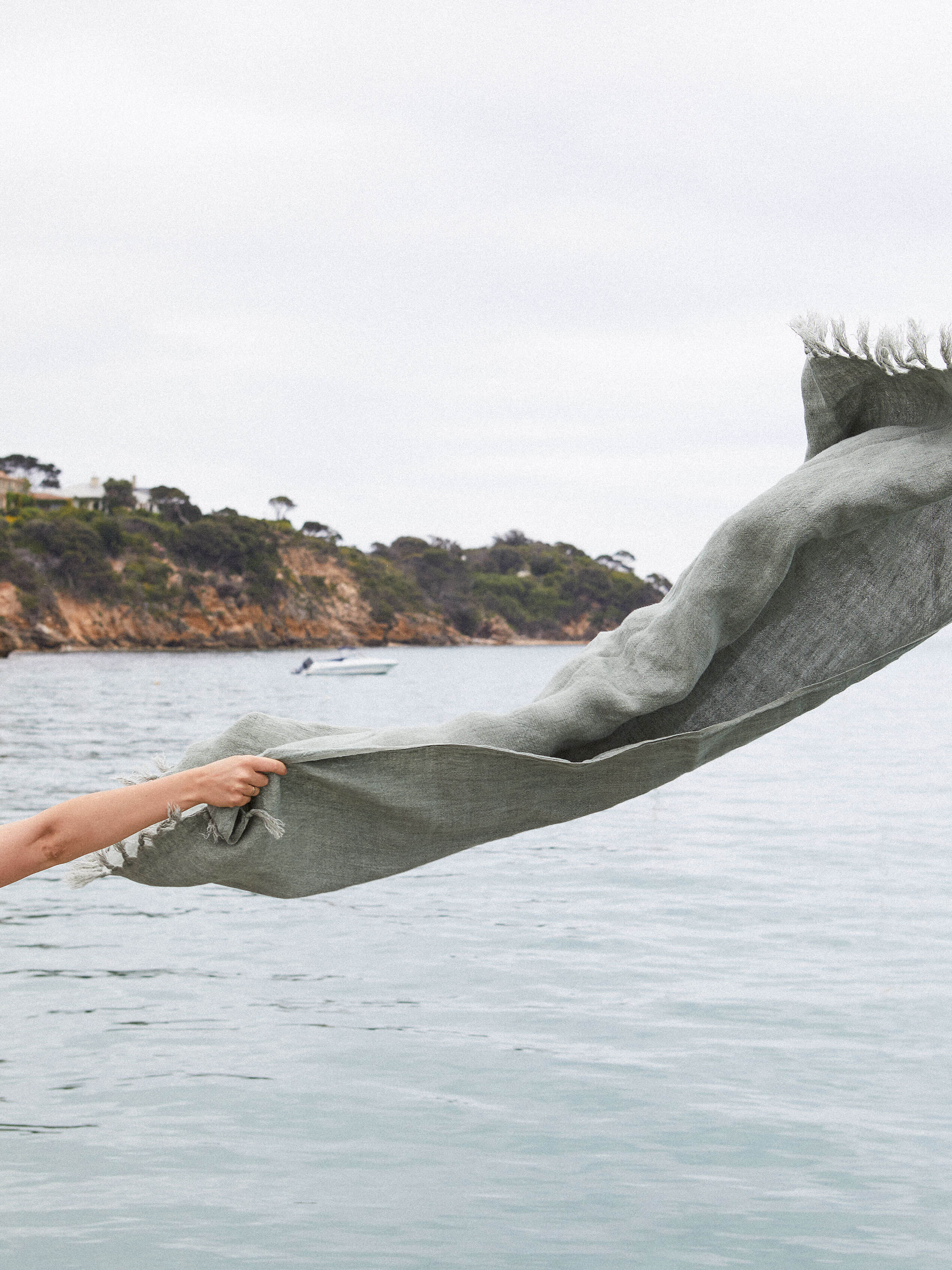 Burton Seagrass Heavy Linen Throw