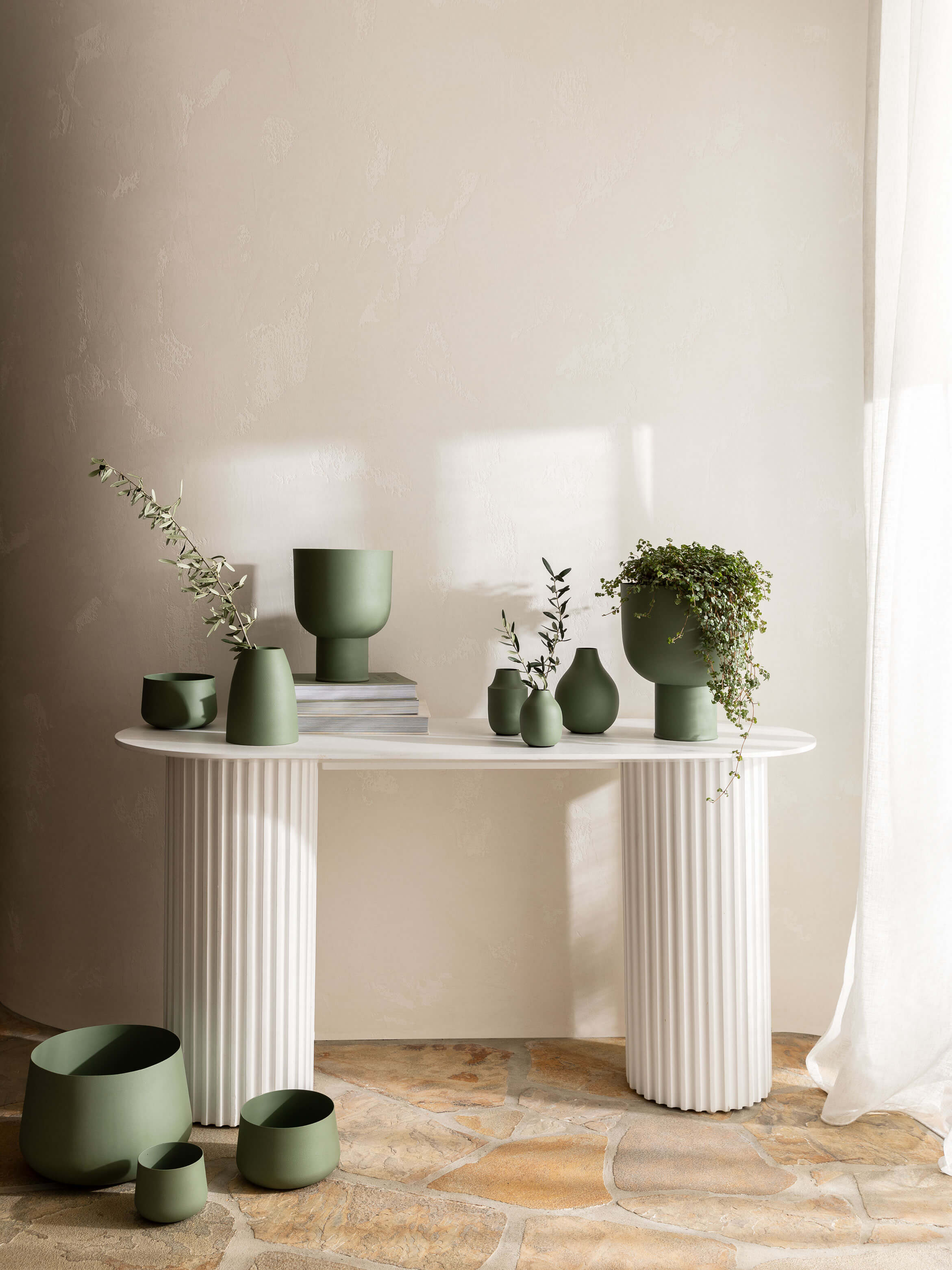 Mona Sage Curve Planter