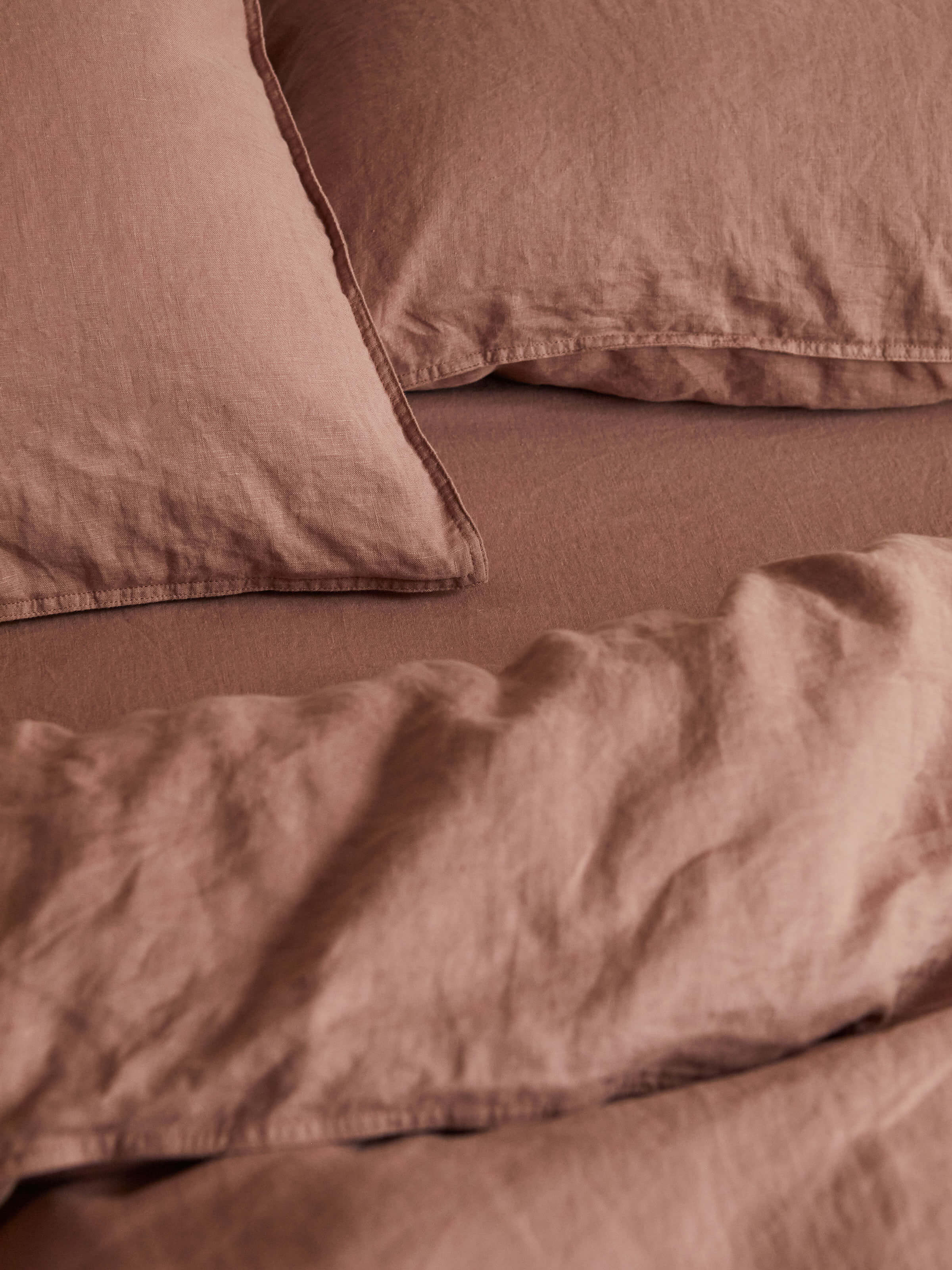 Mondo Clay Organic French Linen Duvet Cover Set