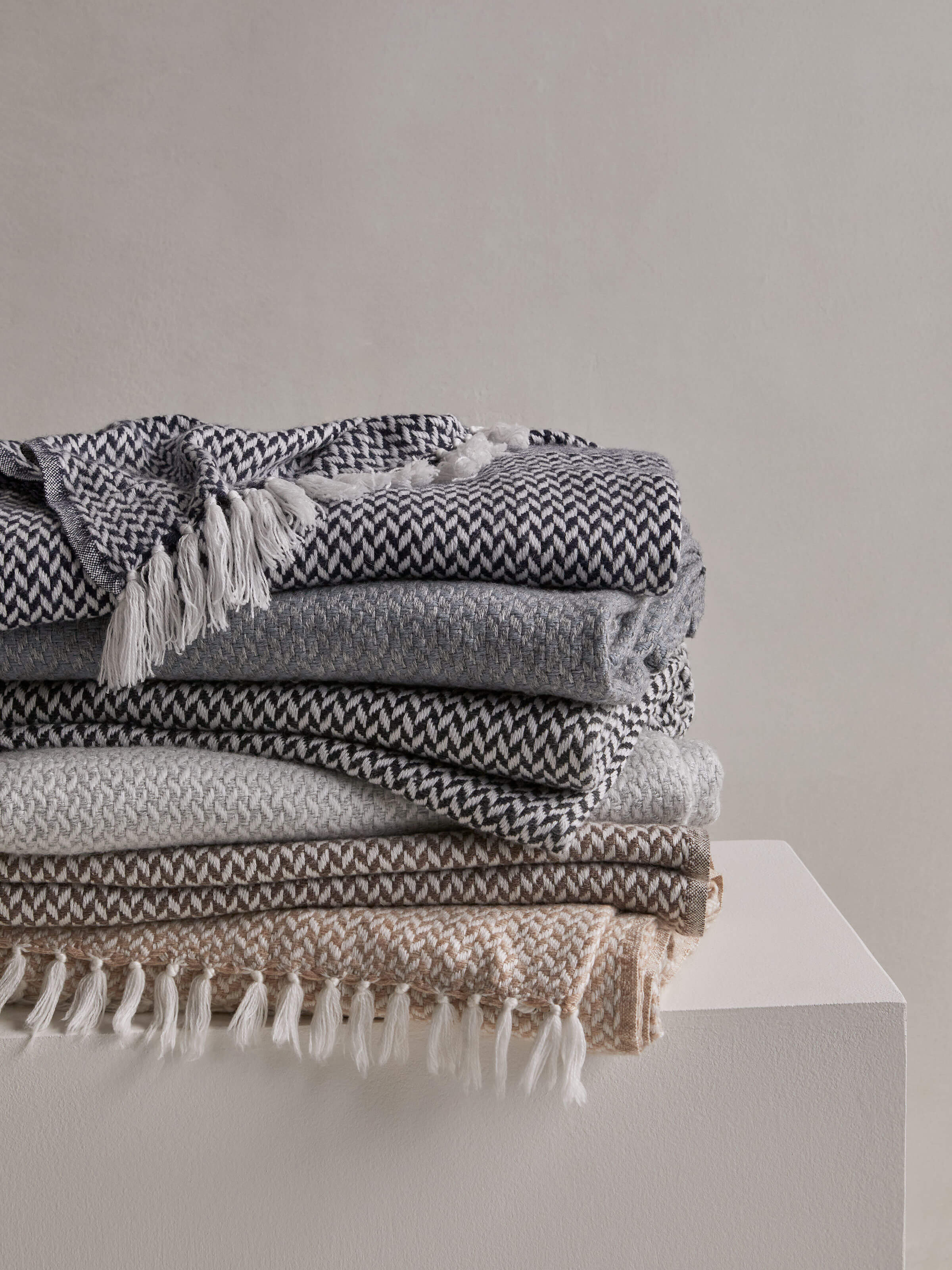 Copenhagen Charcoal Pure Cashmere Throw