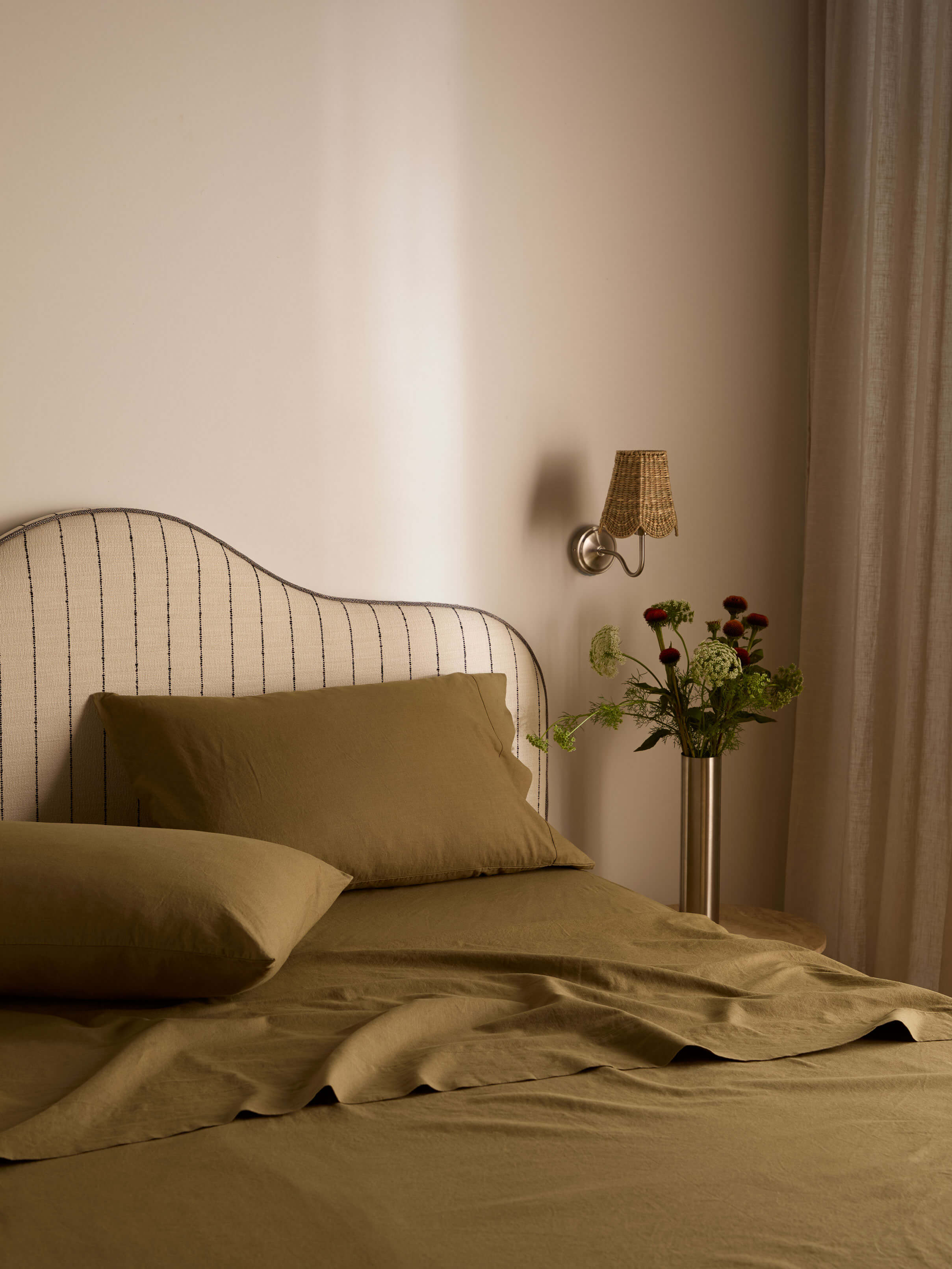 Avenue Khaki Linen & Cotton Sheet Set