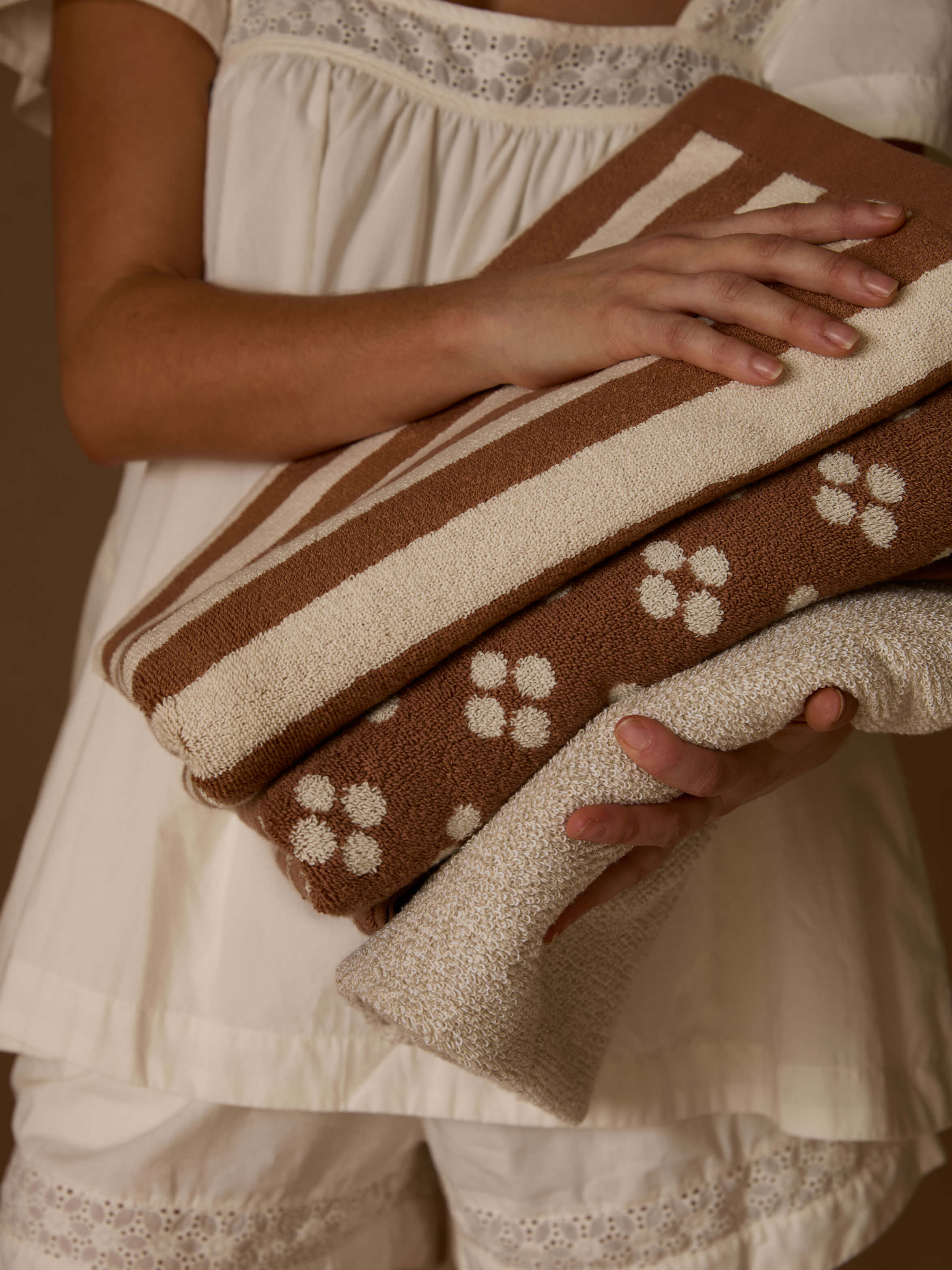 Raye Terracotta Classic Set