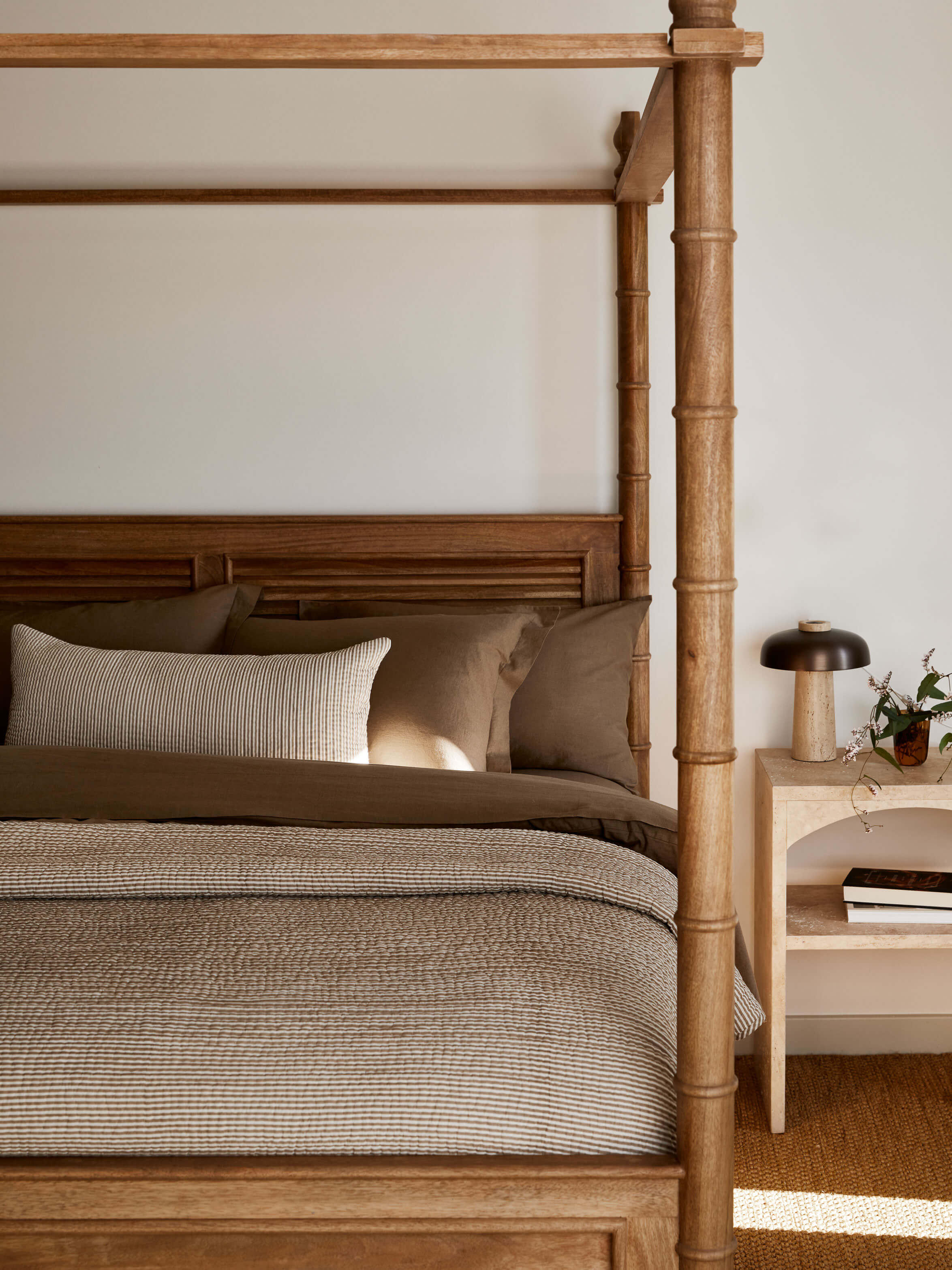 Avenue Cafe Linen & Cotton Pillowcases