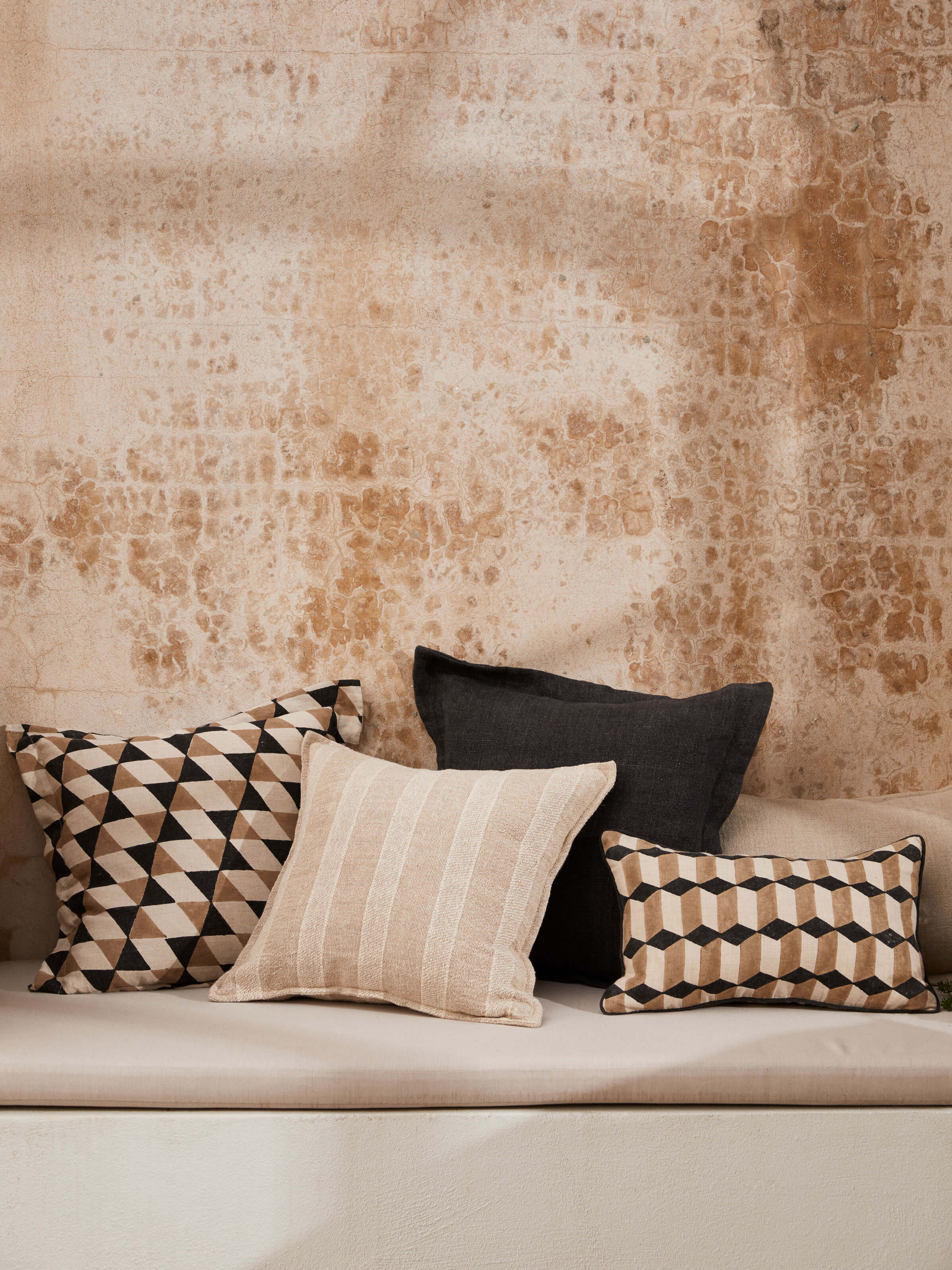 Lorenzo Black Linen Cushion